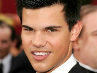 Taylor Lautner Wallpaper