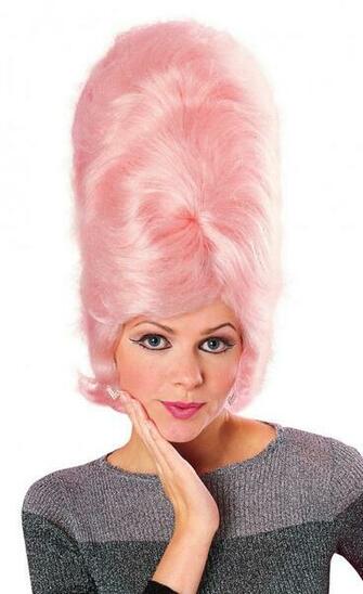 60s Wig Hot Girls Wallpaper