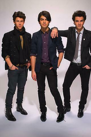 Antemno Raine The Jonas Brothers Wallpaper