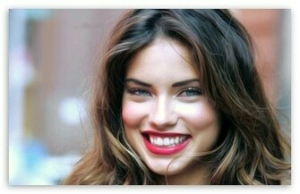 Adriana Lima HD Wallpaper For Standard Fullscreen Uxga Xga