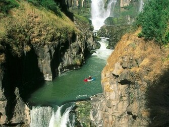 River Falls White Oregon Sports Photography Desktop Wallpaper