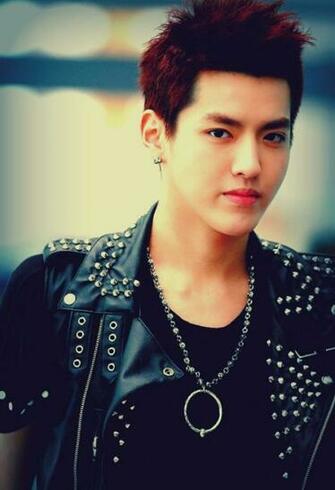 Kris Image Sexy