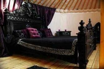 Victorian Gothic Themed Bedroom Home Designs Wallpaper