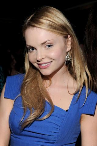 Izabella Miko Dangle Decorative Earrings Looks