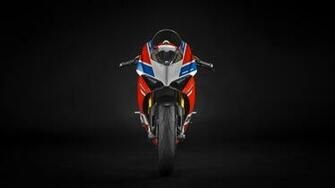 Ducati Panigale V4 A New Opera