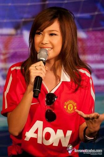 Nattasha Nauljam Cantik Dalam Baju Bola Mu Playtoko