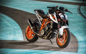Wallpaper 4k Ktm Super Duke R
