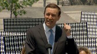 Murphy Says White House Still Committed To Gun Background Checks
