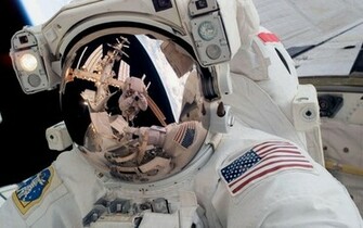 Station Outer Space International Wallpaper