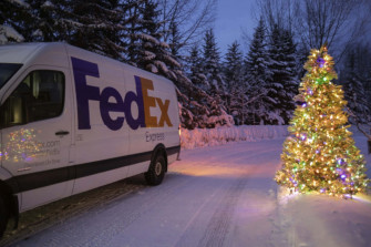 Welcome To The World Of Shipping Convenience From Fedex Wallpaper