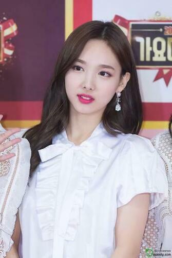 Nayeon Phone Wallpaper Kpop Girls Twice