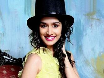 Shraddha Kapoor Cute HD Wallpaper