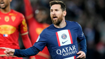 Lionel Messi Barcelona Stepping Up Efforts To Sign Paris Saint