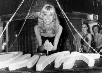 Olivia Newton John Image HD Wallpaper And