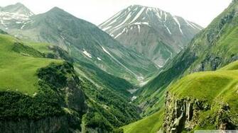 Green Mountain Valley Wallpaper Wide HD