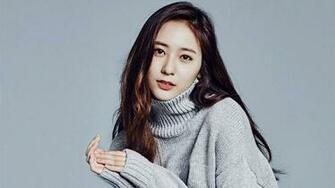 Krystal Wallpaper Image