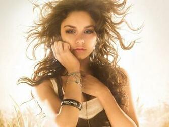Vanessa Hudgens HD Hot Wallpaper
