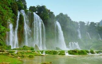 Detian Falls Vietnam Wallpaper