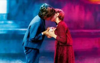 Boy Girl Cute Kiss 4k Ultra HD Background Wallpaper