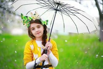 Cute Baby Girls Wallpaper HD Pictures One