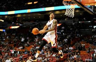 Nba Posterized Wallpaper Imgkid The Image Kid