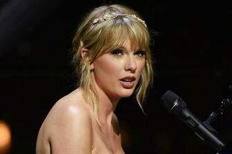Did Taylor Swift Copy Her Folklore Logo From A Small Business