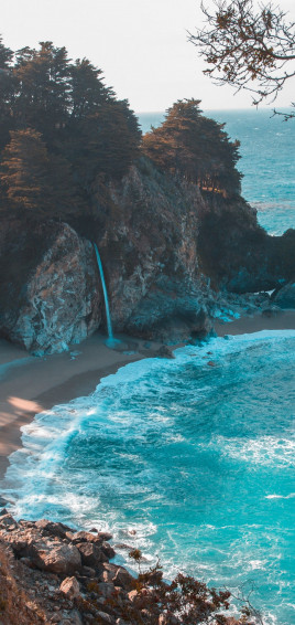 iPhone HD Wallpaper
