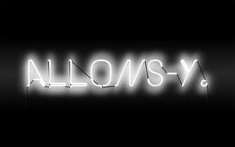 Allons Y Wallpaper By Plztikphishphood