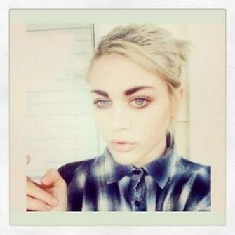 Frances Bean Cobain Image Wallpaper And