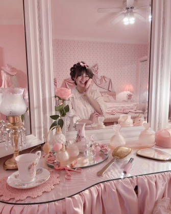 Pink Aesthetic Wallpaper