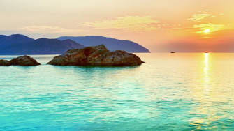 Calm Background Image Wallpaper