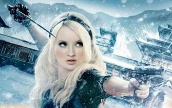 Emily Browning Pictures