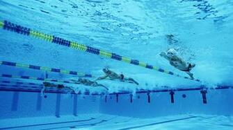Swimming Wallpaper