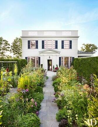 Country Idyll The Millbrook Weekend Homes Of Vivid Colorists