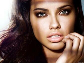 Adriana Lima Wallpaper Caminos Da Luz Guess Jun New