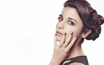 Cute Actress Alia Bhatt HD Wallpaper New