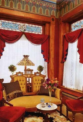Bradbury In The Media Victorian Design And Arts Crafts Wallpaper