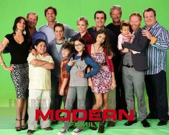 Modern Family Wallpaper Pictures Photos