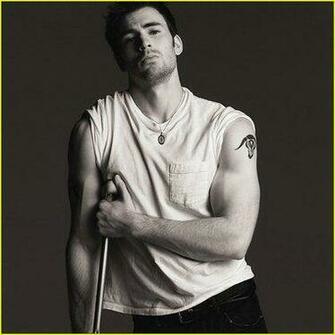 Wale Hong Chris Evans Wallpaper