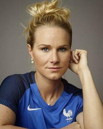 Amandine Henry Frawnt Les Bleues Euro July