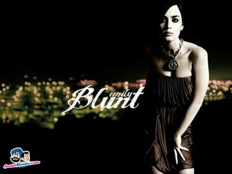 Emily Blunt Wallpaper