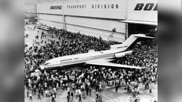 Boeing S Makes Last Commercial Passenger Flight Cnn Travel