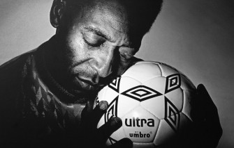 Wallpaper Love Soccer Ball Hands Pele Black Amp White