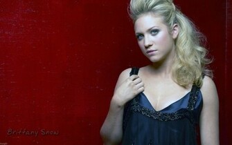 Brittany Snow Wallpaper HD