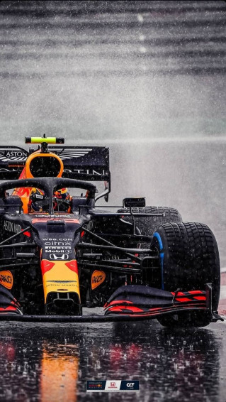 Formula Car Racing Red Bull F1