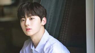 Hwang Minhyun Kpopping