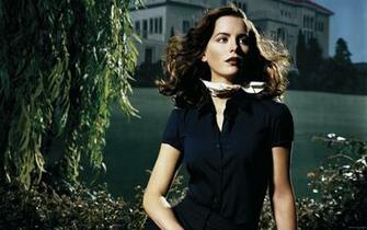 Kate Beckinsale Desktop Wallpaper In