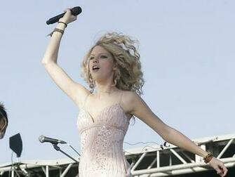 Taylor Swift Desktop Wallpaper For Widescreen HD
