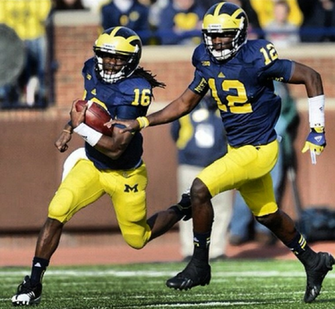 Denard Robinson Heisman Pose Utilizing Both And