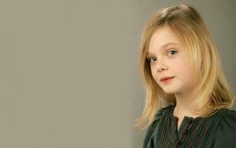 Elle Fanning Image Wallpaper High Definition